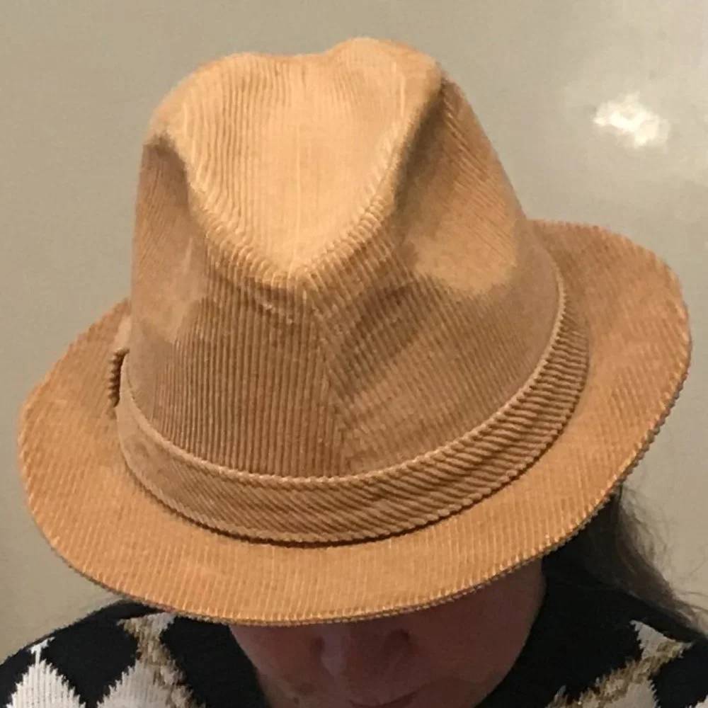 DOBBS.Pace Setter Collection Corduroy Fedora 7 1/4